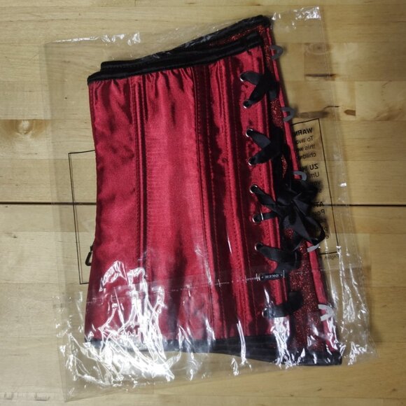 💜 Red Sparkle Underbust Corset and Thong Set - Picture 10 of 10